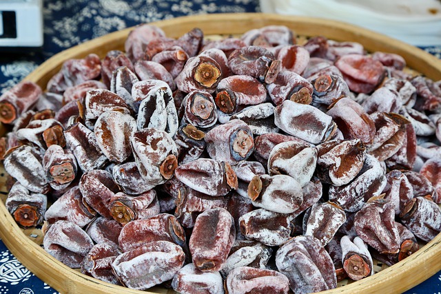 kakis séchés - formation de sucre à l'exterieur du fruit